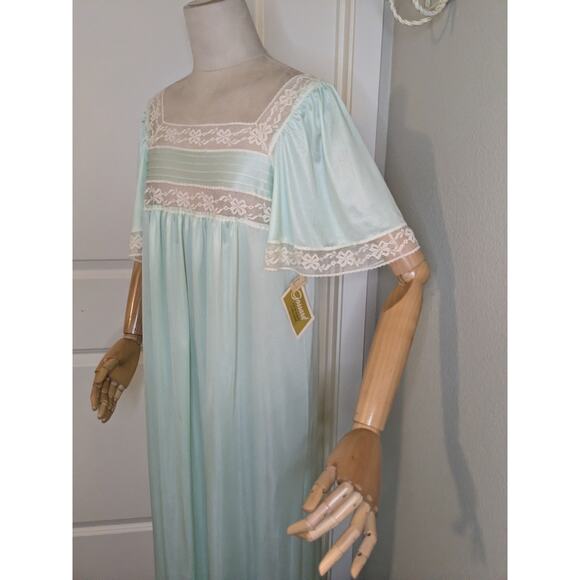 Vintage 60s Gossard Artemis Negligee Mint Green Lace Nightgown Maxi NWT - Picture 2 of 12
